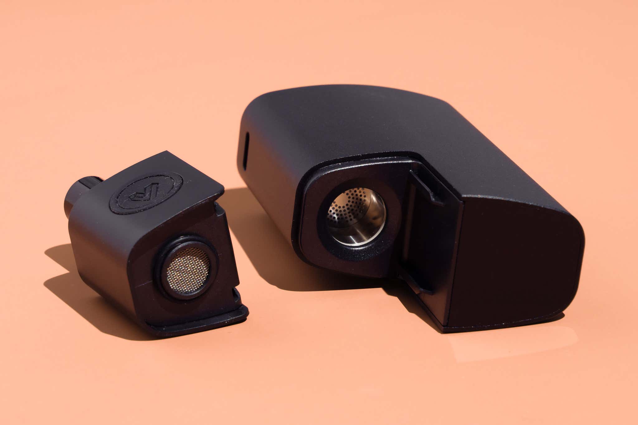 2026 Vaporizer Buyer's guide: Top Rated Portable & Desktop Models Compared