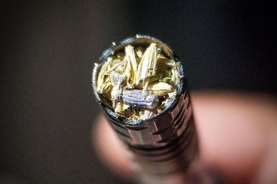 Mullein for vaporizing